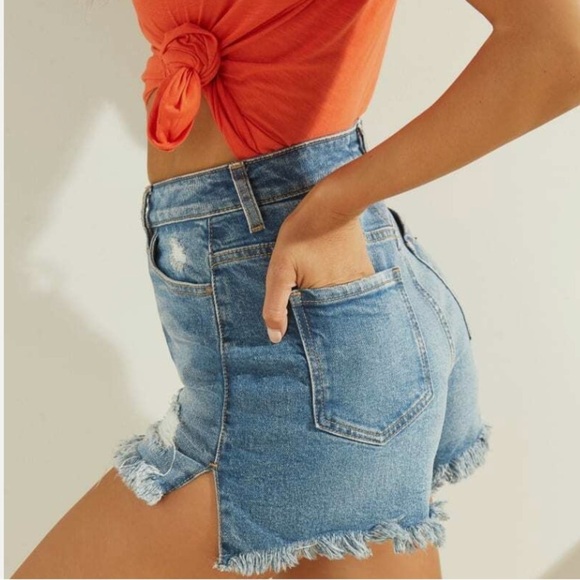 Blue Denim Jean Shorts sky high wash Claudia slit HIGH RISE GUEESS Sexy cute fun - Picture 2 of 5